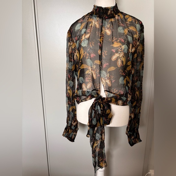 Nicholas Multicolor Blouse with Tie Front 100% Silk - Picture 8 of 11